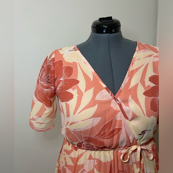 Indigo Rose, Pink and Peach Floral dress, Size Medium - Picture 2 of 4